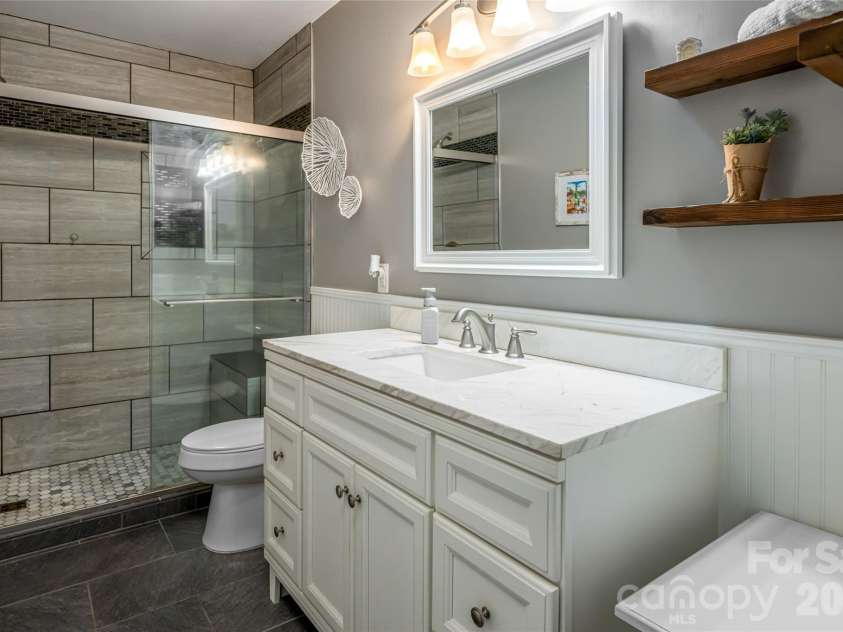 19 Forge Drive, Mills River, NC 28759.  MLS# CAR4429305, YatesRealty ID 54159. Full Bathroom