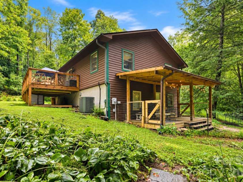 19 Forge Drive, Mills River, NC 28759.  MLS# CAR4429305, YatesRealty ID 54159. Partially fenced area