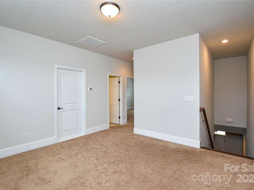 10209 Meeting House Drive, Huntersville, NC 28078.  MLS# CAR4246408, YatesRealty ID 5416. 