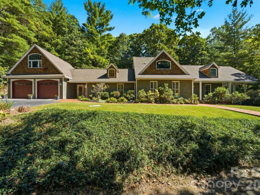 450 Mills Gap Road, Arden, NC 28704.  MLS# CAR4429619, YatesRealty ID 54160. 