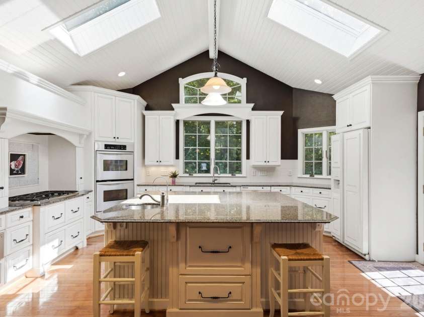 450 Mills Gap Road, Arden, NC 28704.  MLS# CAR4429619, YatesRealty ID 54160. 