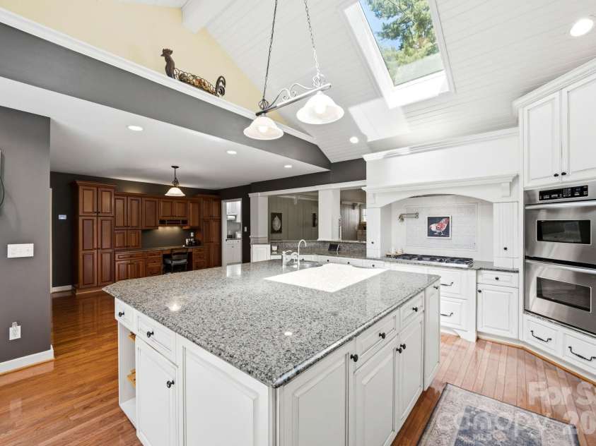 450 Mills Gap Road, Arden, NC 28704.  MLS# CAR4429619, YatesRealty ID 54160. 