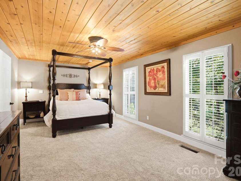 450 Mills Gap Road, Arden, NC 28704.  MLS# CAR4429619, YatesRealty ID 54160. 