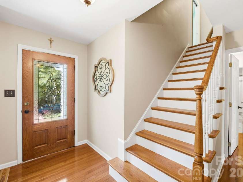450 Mills Gap Road, Arden, NC 28704.  MLS# CAR4429619, YatesRealty ID 54160. 