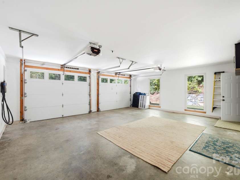 450 Mills Gap Road, Arden, NC 28704.  MLS# CAR4429619, YatesRealty ID 54160. 