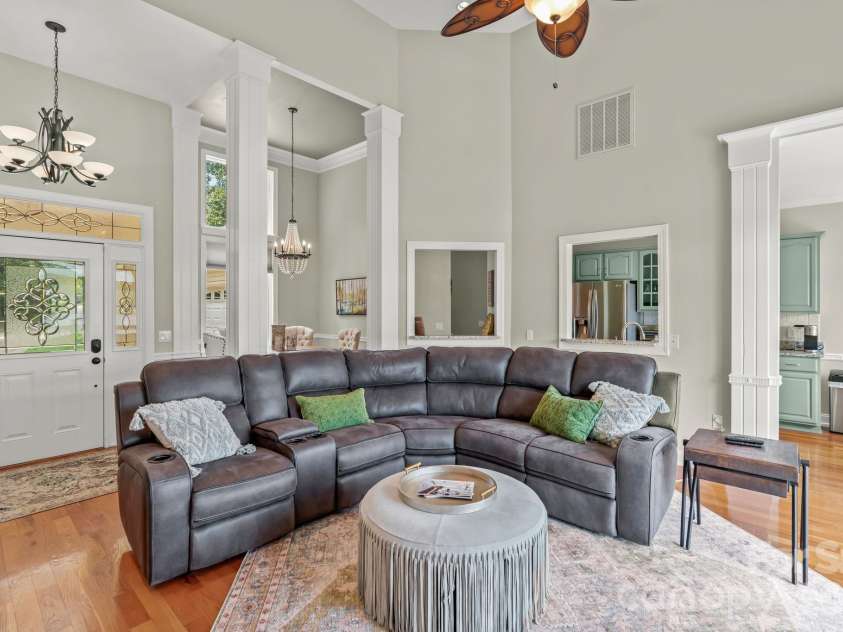 161 Abbotts Court, Lexington, NC 27292.  MLS# CAR4427226, YatesRealty ID 54161. 