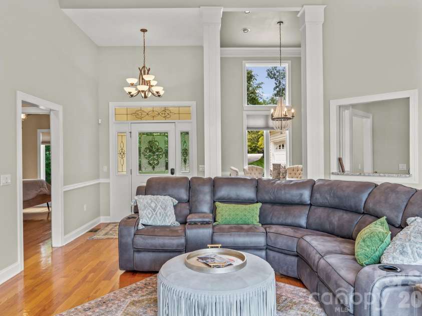 161 Abbotts Court, Lexington, NC 27292.  MLS# CAR4427226, YatesRealty ID 54161. 