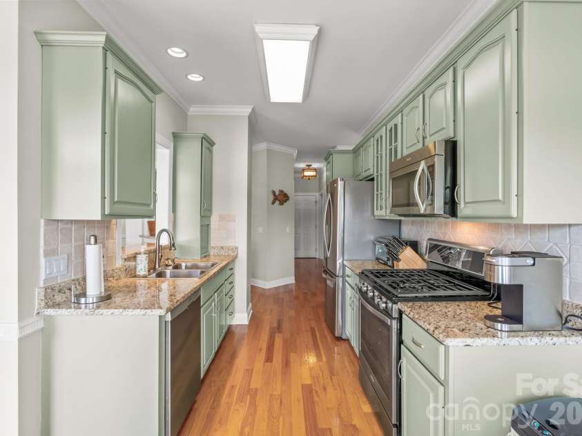 161 Abbotts Court, Lexington, NC 27292.  MLS# CAR4427226, YatesRealty ID 54161. 