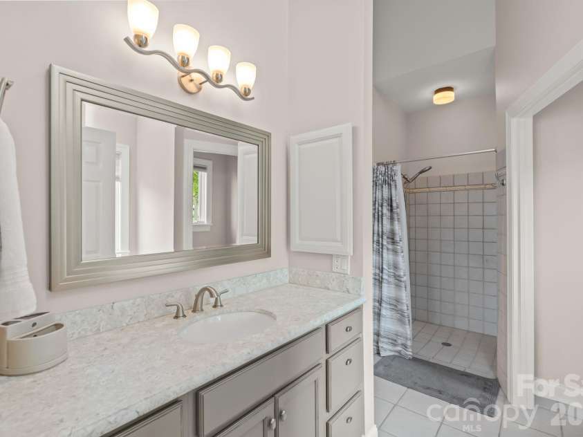161 Abbotts Court, Lexington, NC 27292.  MLS# CAR4427226, YatesRealty ID 54161. 