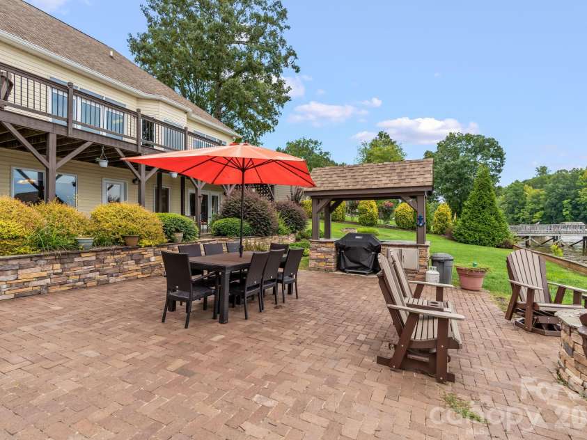 161 Abbotts Court, Lexington, NC 27292.  MLS# CAR4427226, YatesRealty ID 54161. 