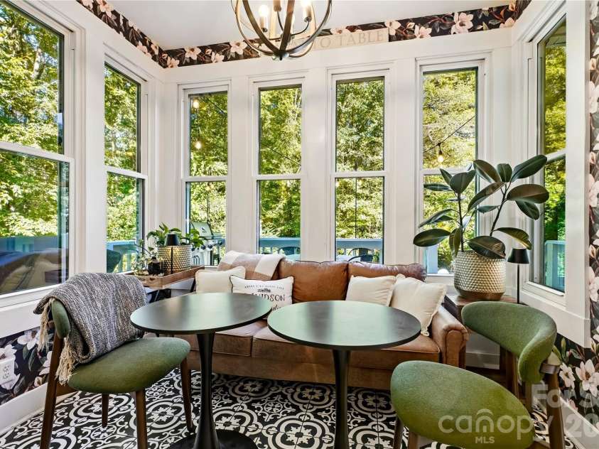 9560 Harvest Lane, Davidson, NC 28036.  MLS# CAR4429858, YatesRealty ID 54162. 