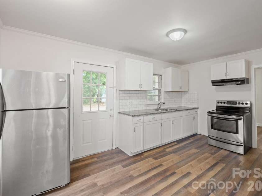 505 Ransom Street, Gastonia, NC 28052.  MLS# CAR4430347, YatesRealty ID 54163. 