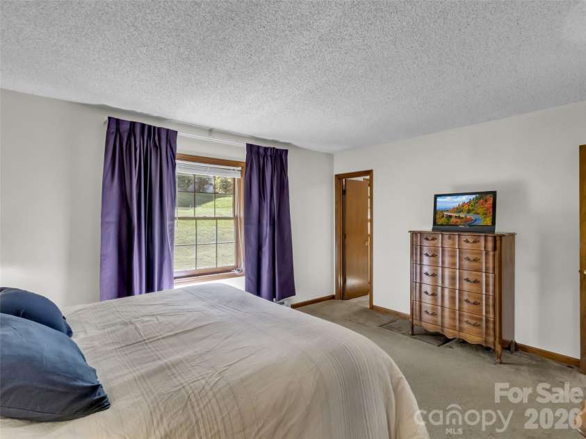 110 Atari Road, Waynesville, NC 28786.  MLS# CAR4430512, YatesRealty ID 54164. 