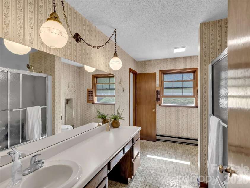 110 Atari Road, Waynesville, NC 28786.  MLS# CAR4430512, YatesRealty ID 54164. 