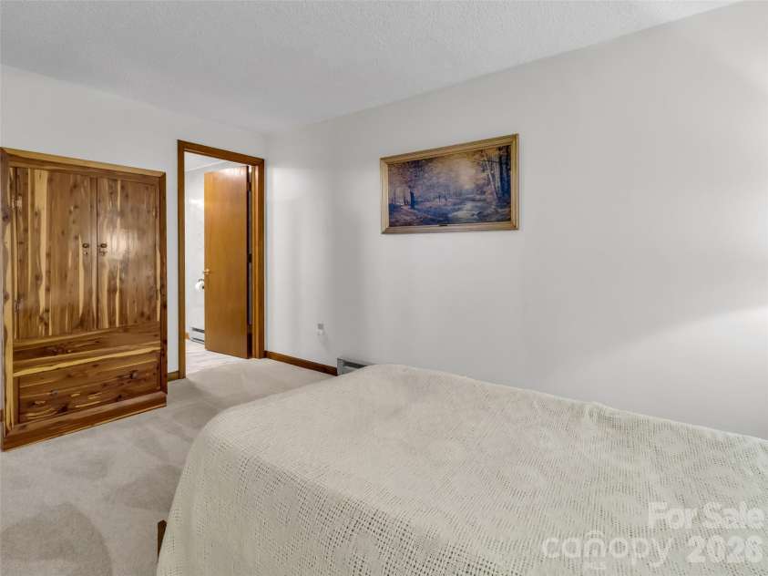 110 Atari Road, Waynesville, NC 28786.  MLS# CAR4430512, YatesRealty ID 54164. 