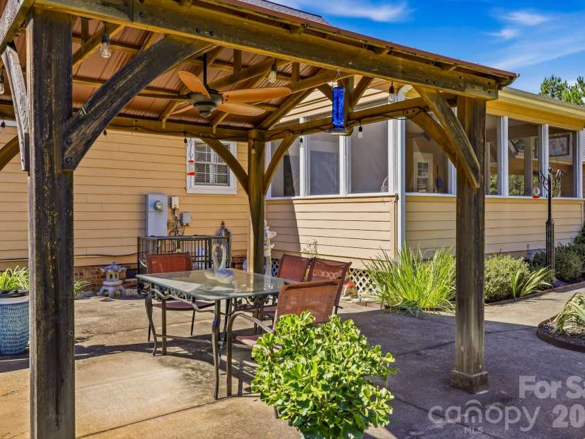 363 Twin K Drive, Rutherfordton, NC 28139.  MLS# CAR4429992, YatesRealty ID 54167. 