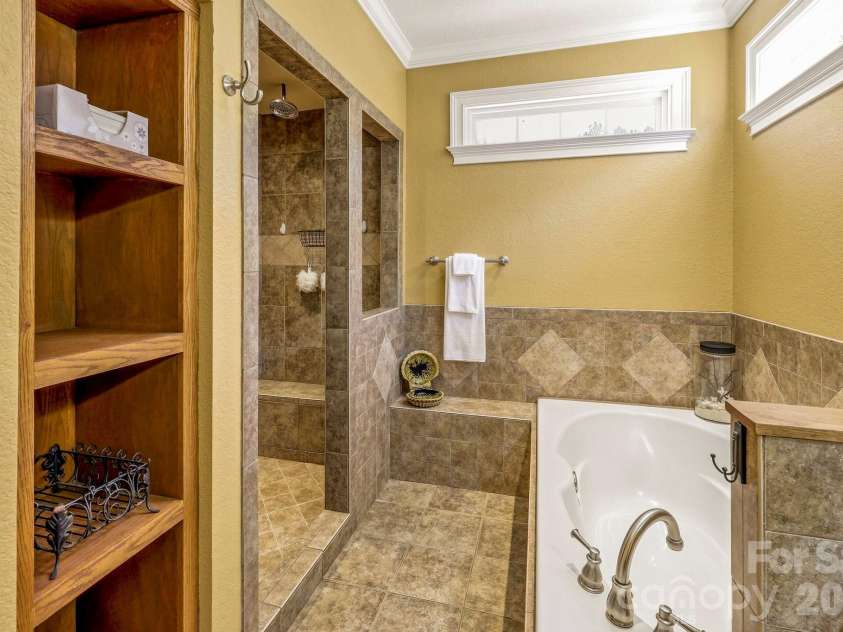 363 Twin K Drive, Rutherfordton, NC 28139.  MLS# CAR4429992, YatesRealty ID 54167. Primary bath