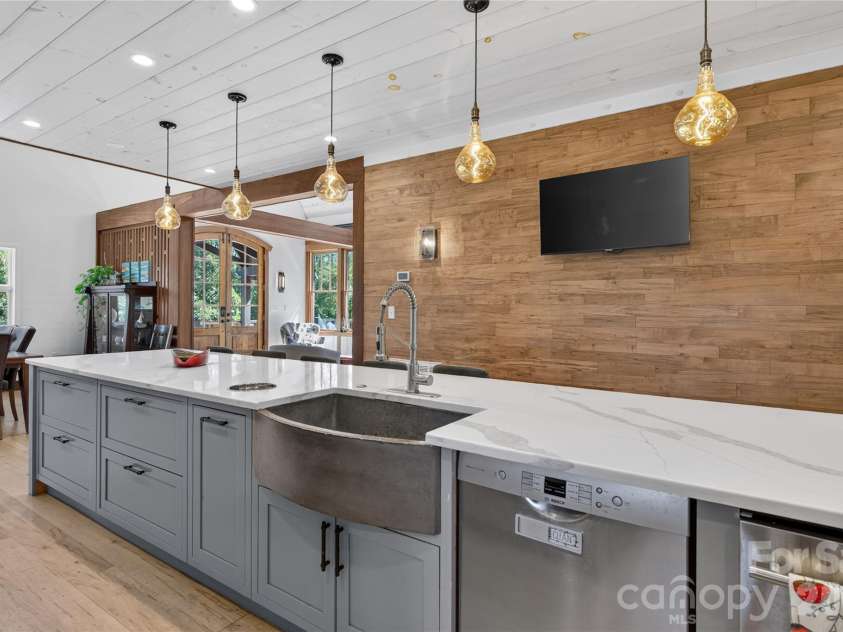 1582 Sandy Plains Road, Tryon, NC 28782.  MLS# CAR4429727, YatesRealty ID 54169. 