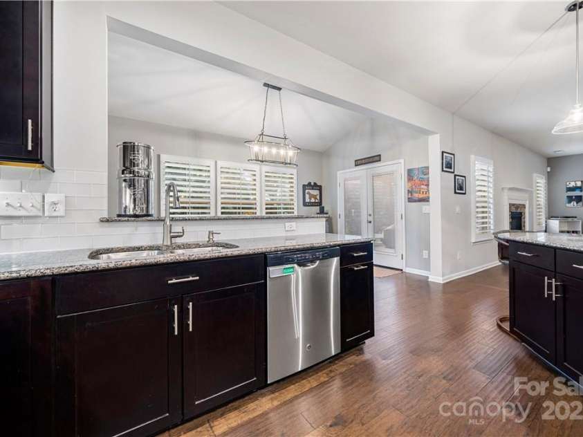 6112 Canyon Trail, Denver, NC 28037.  MLS# CAR4224040, YatesRealty ID 5417. 