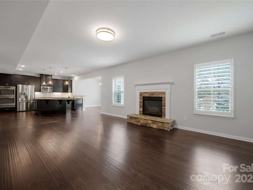 6112 Canyon Trail, Denver, NC 28037.  MLS# CAR4224040, YatesRealty ID 5417. 