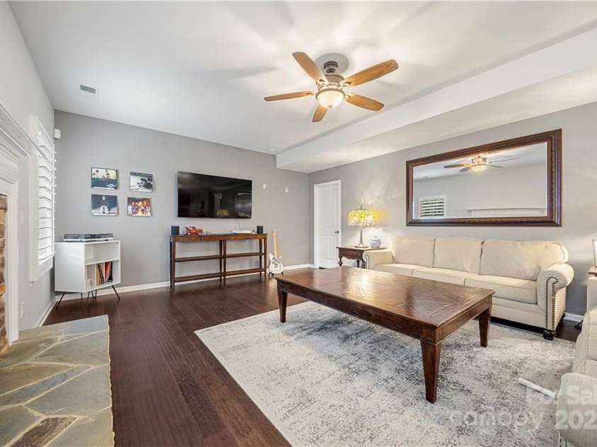 6112 Canyon Trail, Denver, NC 28037.  MLS# CAR4224040, YatesRealty ID 5417. 