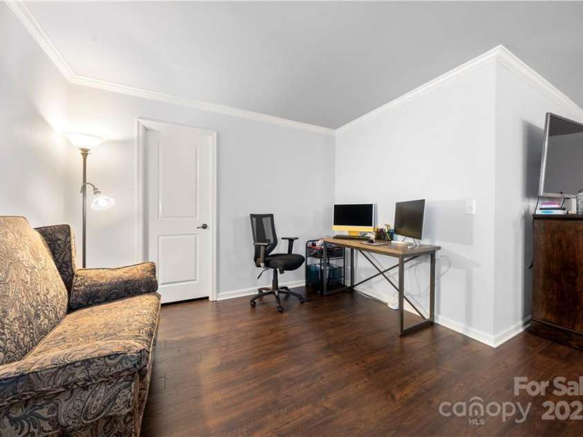 6112 Canyon Trail, Denver, NC 28037.  MLS# CAR4224040, YatesRealty ID 5417. 