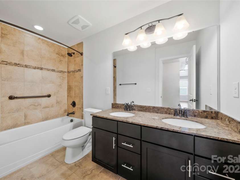 6112 Canyon Trail, Denver, NC 28037.  MLS# CAR4224040, YatesRealty ID 5417. 