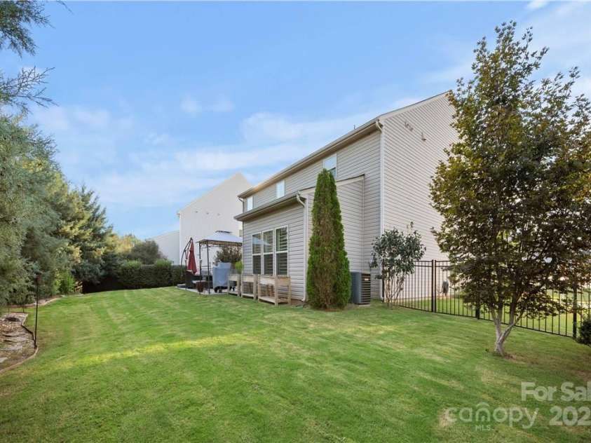 6112 Canyon Trail, Denver, NC 28037.  MLS# CAR4224040, YatesRealty ID 5417. 