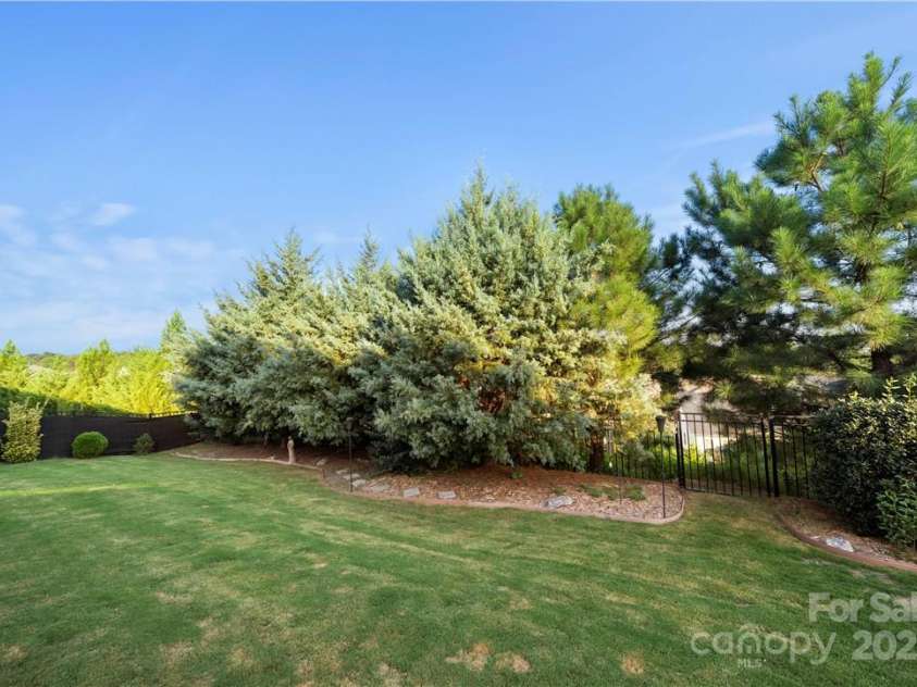 6112 Canyon Trail, Denver, NC 28037.  MLS# CAR4224040, YatesRealty ID 5417. 