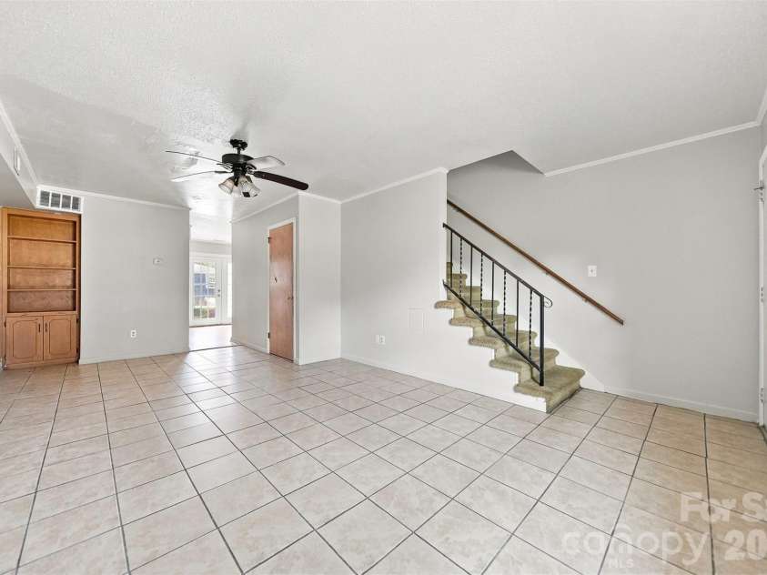 402 Ashe Avenue, Newton, NC 28658.  MLS# CAR4430547, YatesRealty ID 54173. 