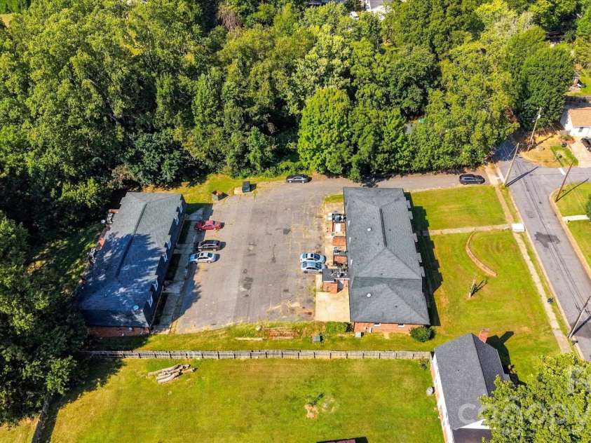 402 Ashe Avenue, Newton, NC 28658.  MLS# CAR4430547, YatesRealty ID 54173. 