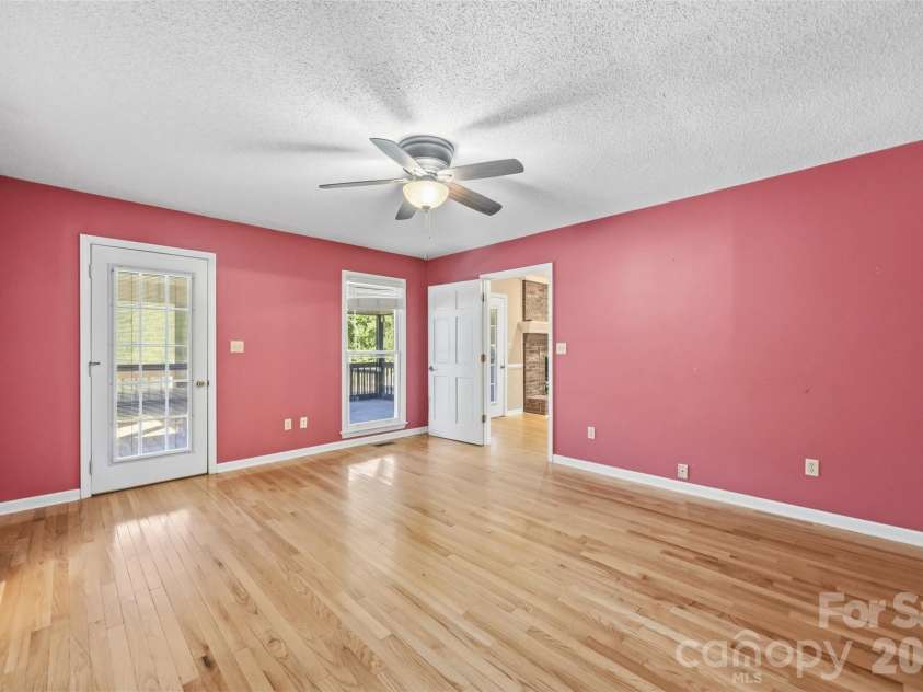 107 Camelot Court, Kings Mountain, NC 28086.  MLS# CAR4429948, YatesRealty ID 54175. 