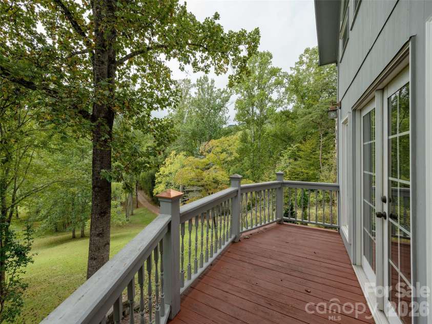 116 Sams Branch Road, Candler, NC 28715.  MLS# CAR4430077, YatesRealty ID 54177. 