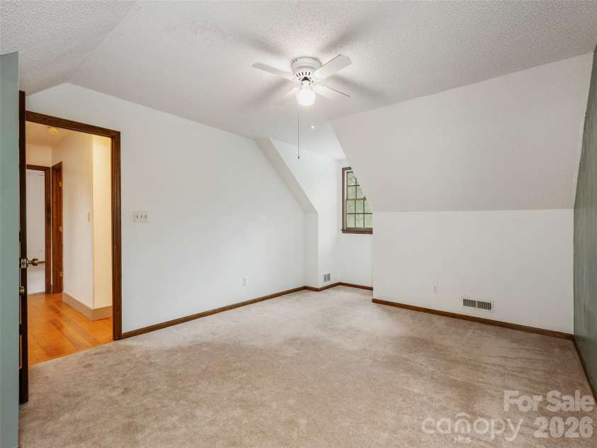 116 Sams Branch Road, Candler, NC 28715.  MLS# CAR4430077, YatesRealty ID 54177. 