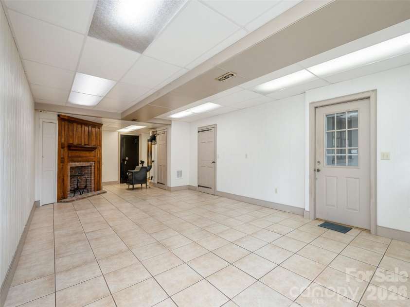 116 Sams Branch Road, Candler, NC 28715.  MLS# CAR4430077, YatesRealty ID 54177. 