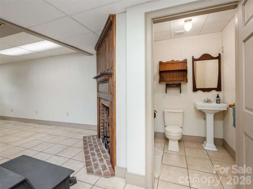 116 Sams Branch Road, Candler, NC 28715.  MLS# CAR4430077, YatesRealty ID 54177. 