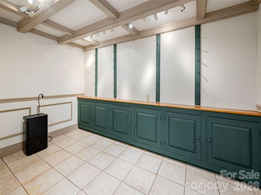 116 Sams Branch Road, Candler, NC 28715.  MLS# CAR4430077, YatesRealty ID 54177. 