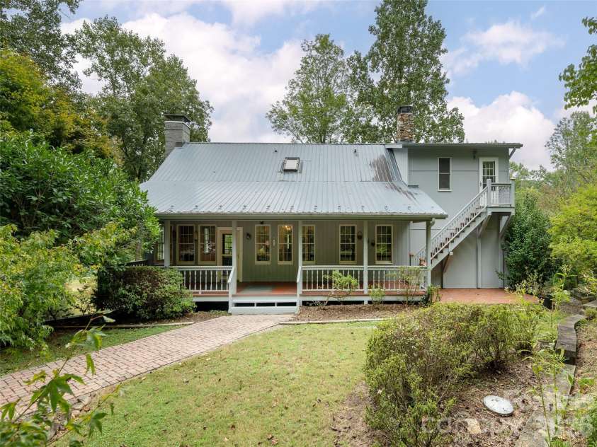 116 Sams Branch Road, Candler, NC 28715.  MLS# CAR4430077, YatesRealty ID 54177. 