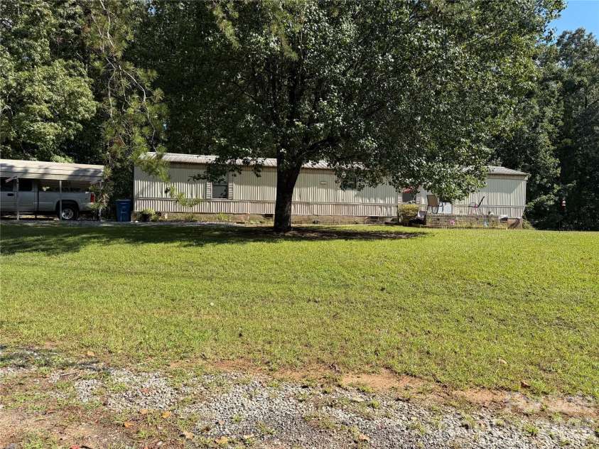 125 Tanya Lane, Shelby, NC 28152.  MLS# CAR4430501, YatesRealty ID 54178. 
