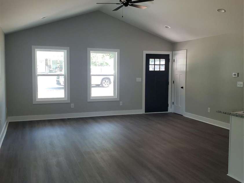 2200 Clay Street, Kannapolis, NC 28083.  MLS# CAR4232437, YatesRealty ID 5418. Living Room