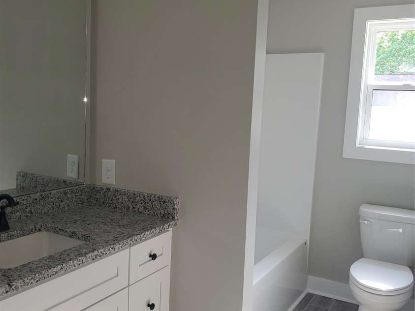 2200 Clay Street, Kannapolis, NC 28083.  MLS# CAR4232437, YatesRealty ID 5418. Primary Bath