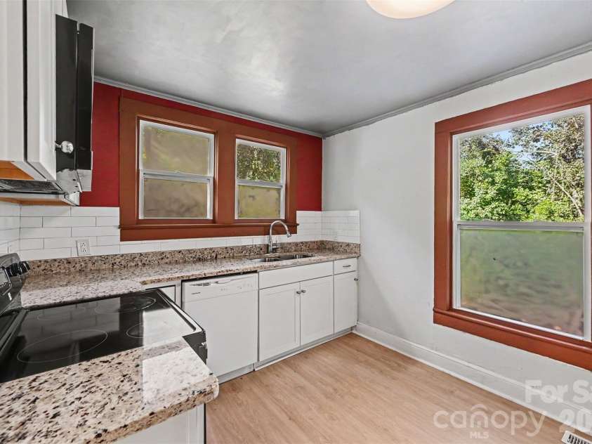 607 Harding Avenue, Kannapolis, NC 28083.  MLS# CAR4429124, YatesRealty ID 54180. 
