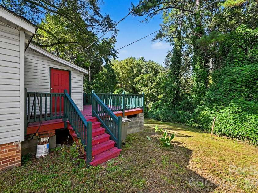 607 Harding Avenue, Kannapolis, NC 28083.  MLS# CAR4429124, YatesRealty ID 54180. 