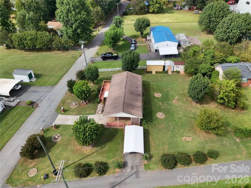 108 Brittain Drive, Morganton, NC 28655.  MLS# CAR4430518, YatesRealty ID 54188. 
