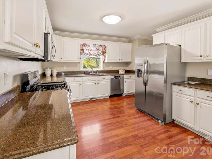 191 Briarwood Drive, Rutherfordton, NC 28139.  MLS# CAR4430437, YatesRealty ID 54189. 
