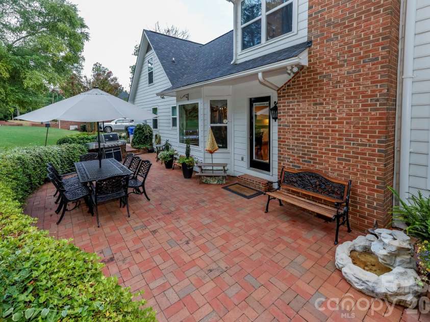 191 Briarwood Drive, Rutherfordton, NC 28139.  MLS# CAR4430437, YatesRealty ID 54189. 