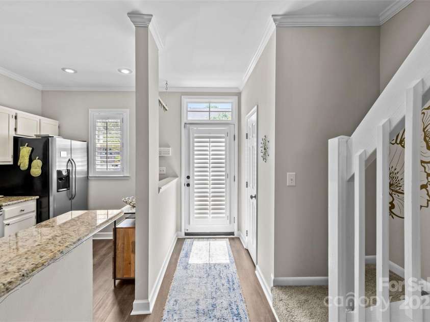 2638 Dilworth Heights Lane, Charlotte, NC 28209.  MLS# CAR4245437, YatesRealty ID 5419. 