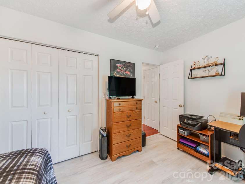 3163 River Road, Lincolnton, NC 28092.  MLS# CAR4412469, YatesRealty ID 54190. 3rd bedroom