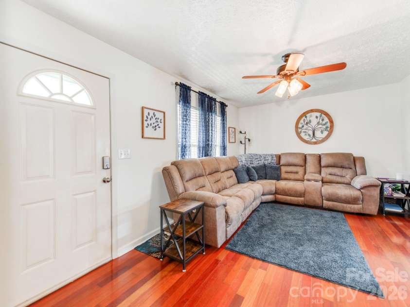 3163 River Road, Lincolnton, NC 28092.  MLS# CAR4412469, YatesRealty ID 54190. 