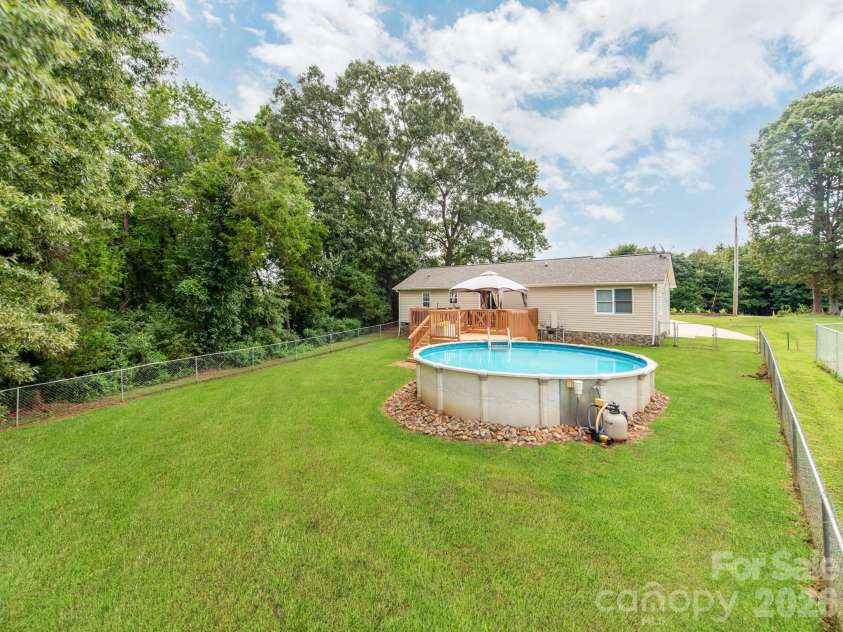 3163 River Road, Lincolnton, NC 28092.  MLS# CAR4412469, YatesRealty ID 54190. 